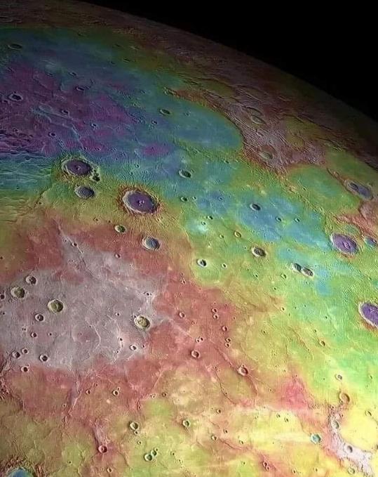 Surface of the Planet Mercury-Stumbit Cute Images